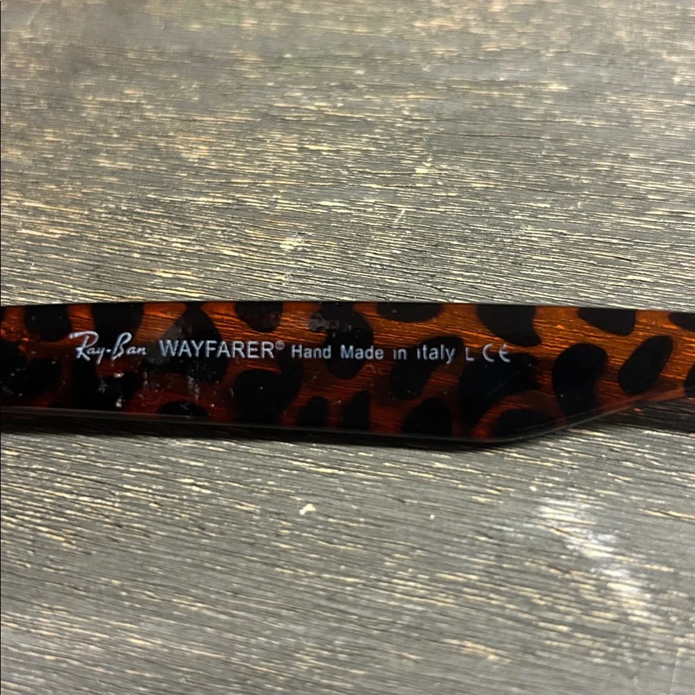 Ray-Ban Wayfarer‎ Amber Tortoise Sunglasses
